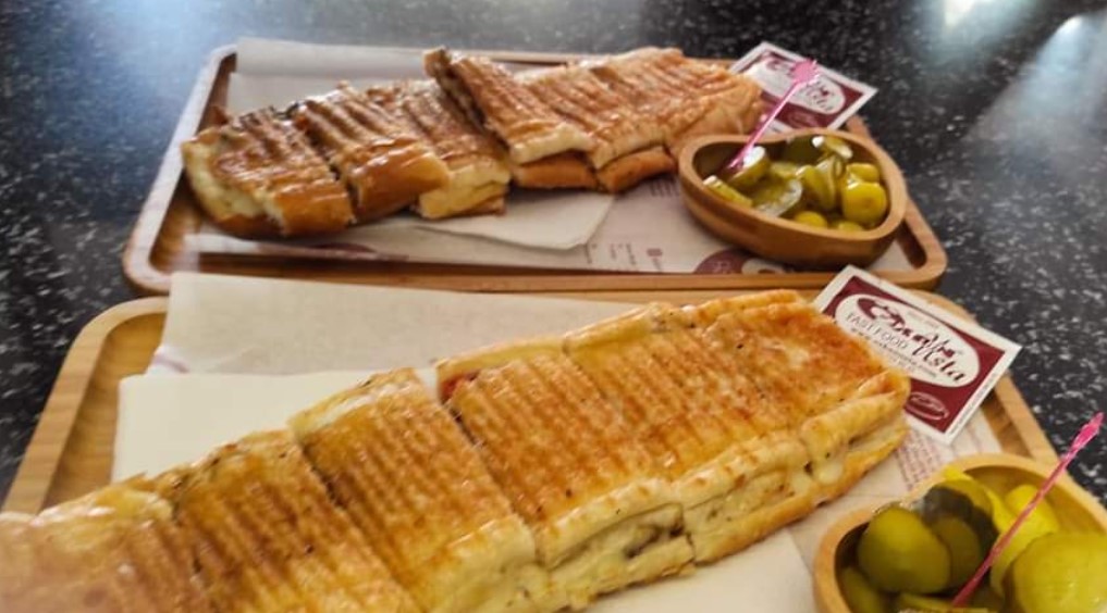 Yumurtalı Kavurmalı Full Karışık